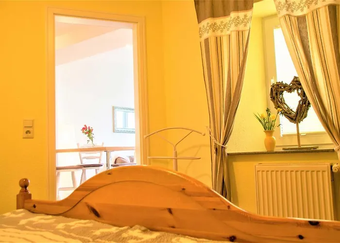 Haus Inselblick Mit Seeblick Goehren (Ruegen)